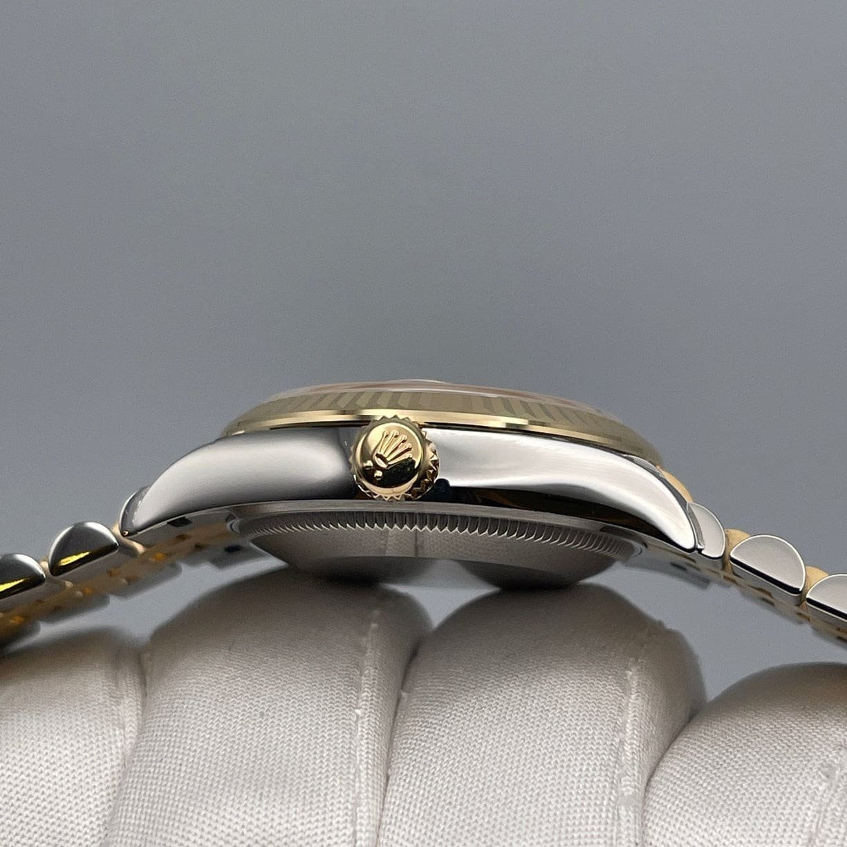 10004-2-6.jpg Rolex Datejust 31 278273 'Ladies' Yellow Gold Stainless Steel Silver Dial - Image 1