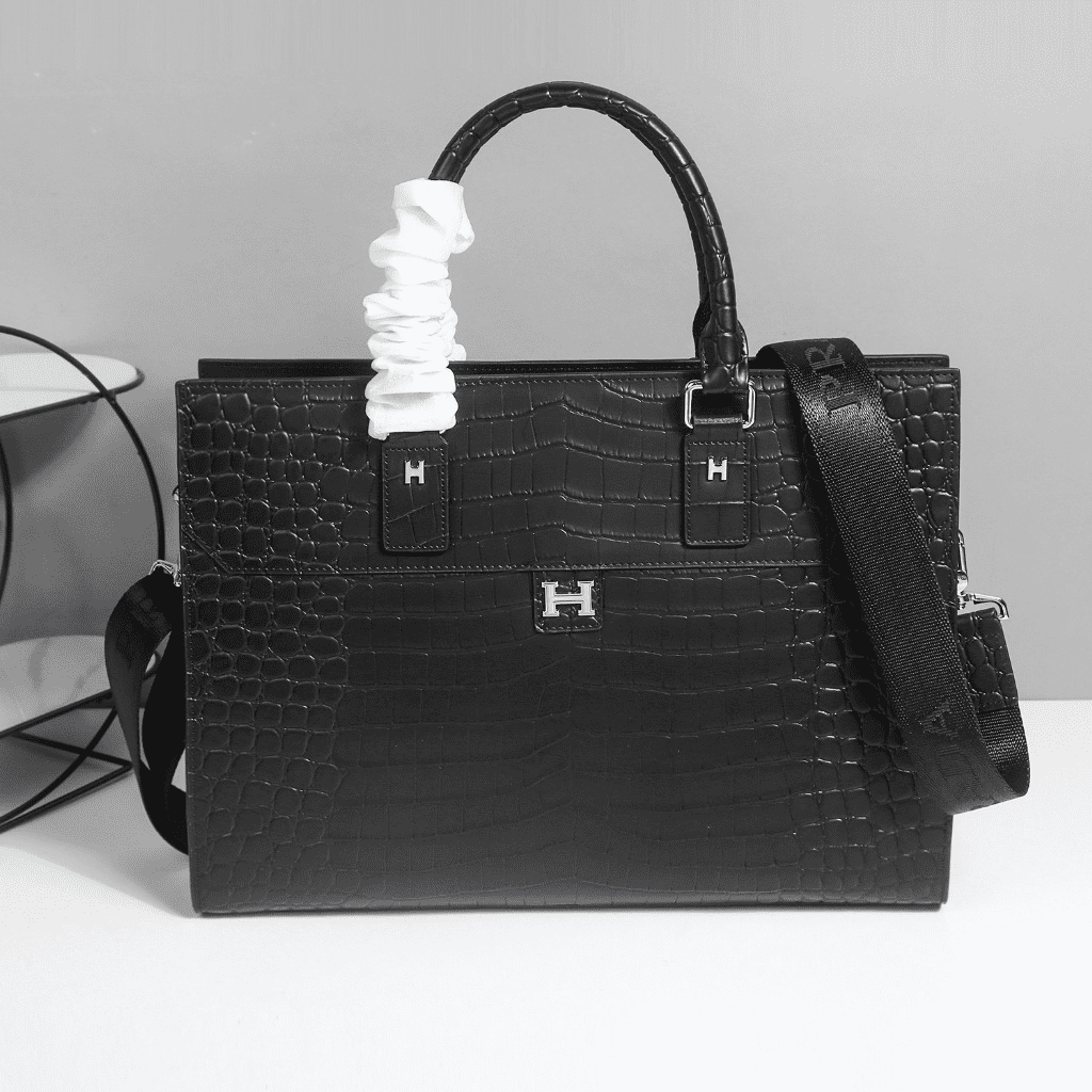 2d865114f4a8458d22c4805718fc7c62.png Hermes briefcase - Image 1