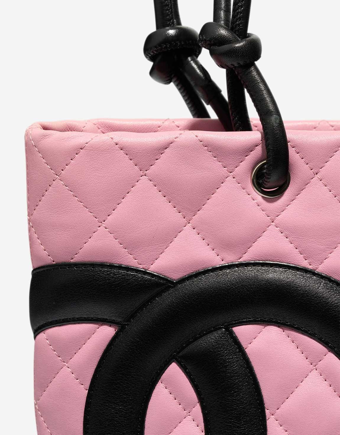 Chanel Cambon Tote Bag Small Lamb Pink / Black - Image 2