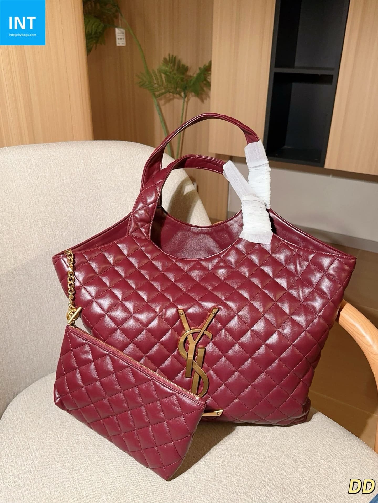IMG_3114.jpg Saint Laurent ICARE in quilted nappa - Image 1