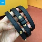 Louis Vuitton M83301 Pochette Liv