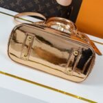 Louis Vuitton M27037 Alma BB