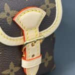 Louis Vuitton M25085 Odyssée