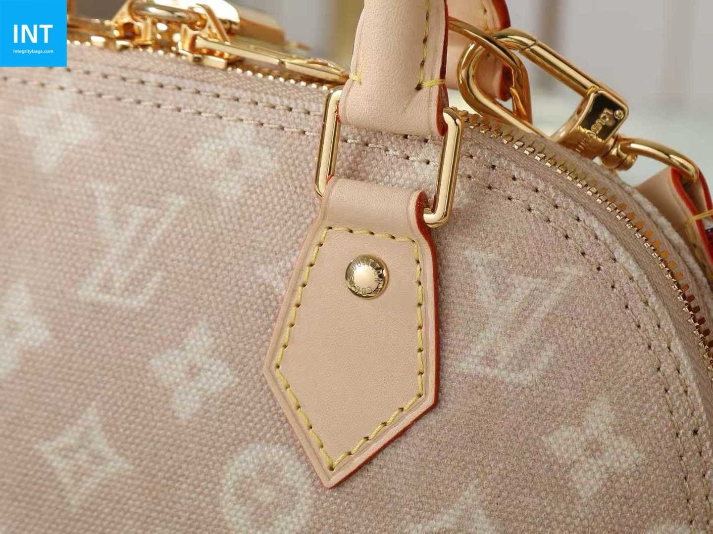 IMG_9390.jpg Louis Vuitton M25728 Alma BB - Image 1