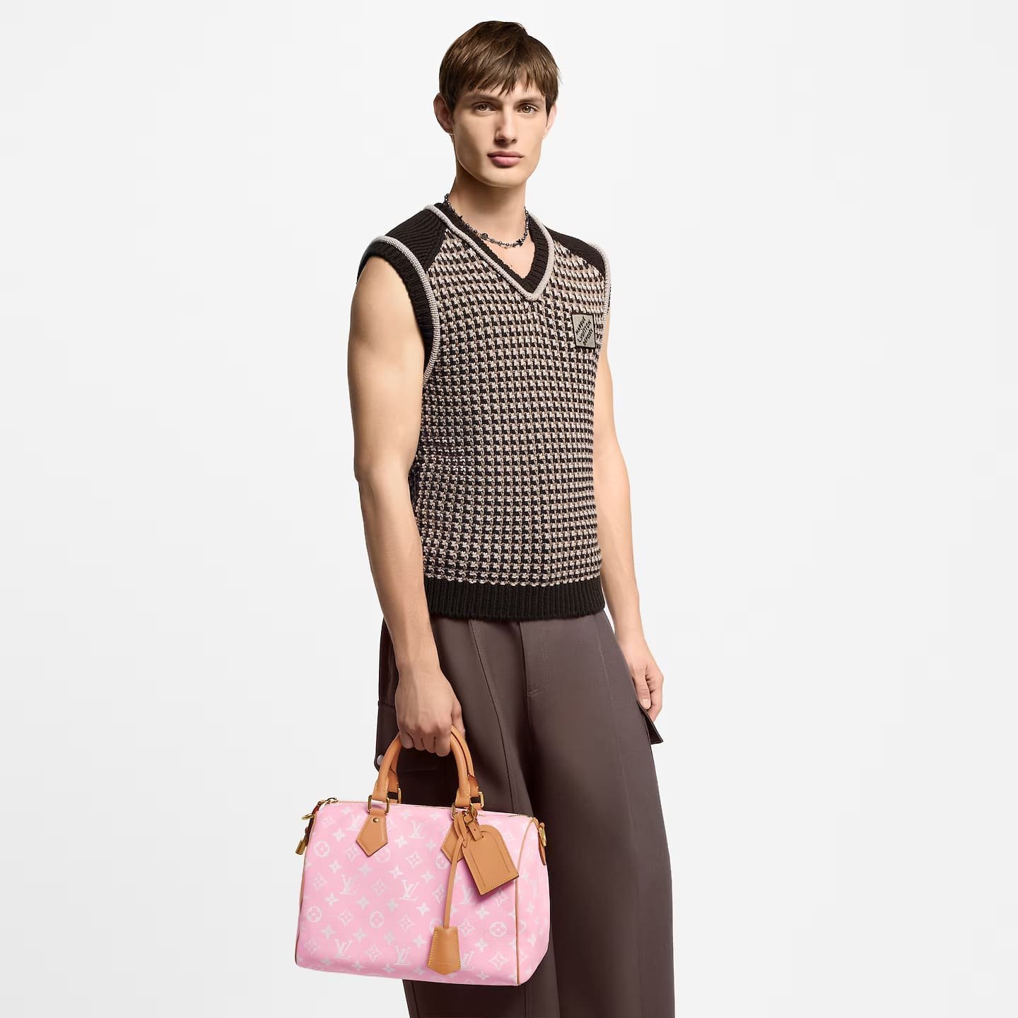 a06d7696f2990b6d95fbe6dd2128c4d0.jpg Louis Vuitton M13914 SPEEDY P9 BANDOULIÈRE 30 BAG - Image 1