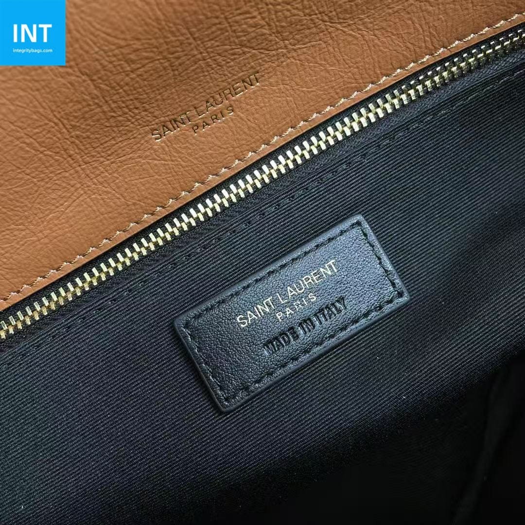 b5f4611d16faf5d9ef481efb52c99e82.jpg Saint Laurent NIKI MEDIUM VINTAGE LEATHER HANDBAG - Image 1