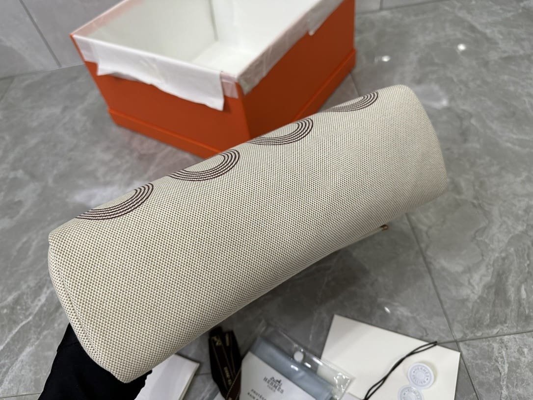 bf94b58dacfb75c7d0e9ff08e06fa54.jpg Hermès Herbag Zip 31 Ebene - Image 1