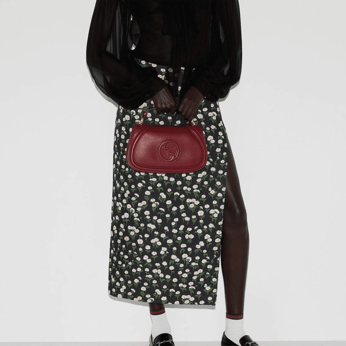 c3e4f2512f2467f394856186ea049bdb.png Gucci Blondie small top handle bag - Image 1