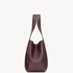 Saint Laurent LE 5 À 7 BEA in grained leather
