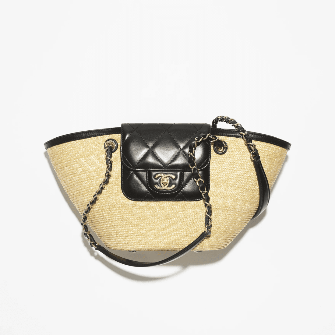 d246c4f8160ba8c98dbde883e1f18ba2.png CHANEL Small Shopping Bag - Image 1