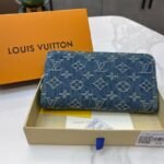 Louis Vuitton M82958  Zippy Wallet